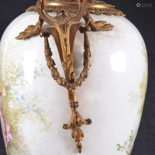 法国手绘仕女装饰鎏金铜件花瓶，19世纪，有签名