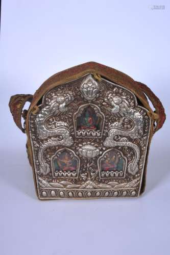 古藏传银制佛龛