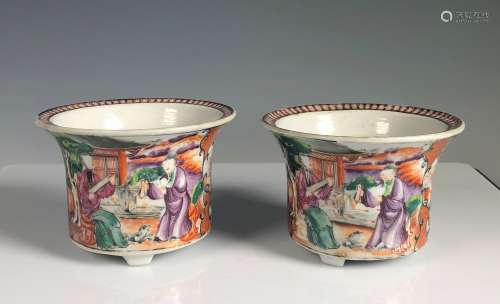 18C Pair of Painted Porcelain Flower Pots