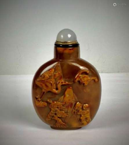 Agate Snuff Bottle with Top