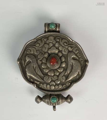 Old Silver Pendant With Stones