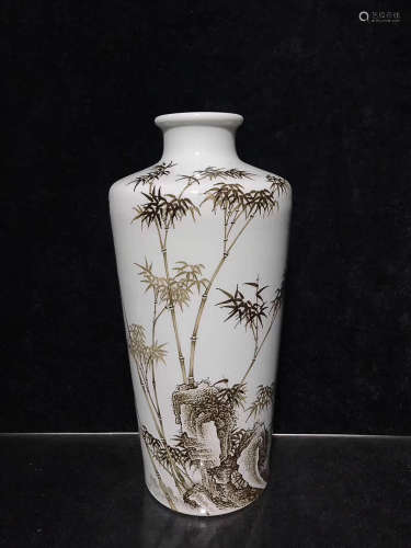 A DAQINGYONGZHENGNIANZHI MARK INK COLOR BAMBOO PATTERN VASE