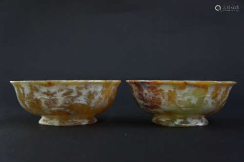 A PAIR OF GU JADE BOWLS