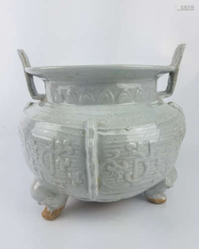 A CELADON-WHITE-GLAZED TRIPOD CENSER