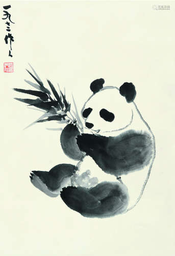 吴作人 熊猫 立轴 纸本