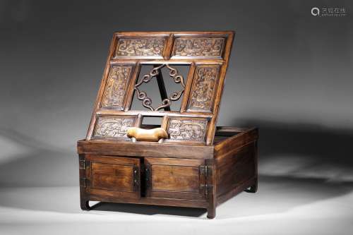 A Huanghuali dressing case with mirror stand