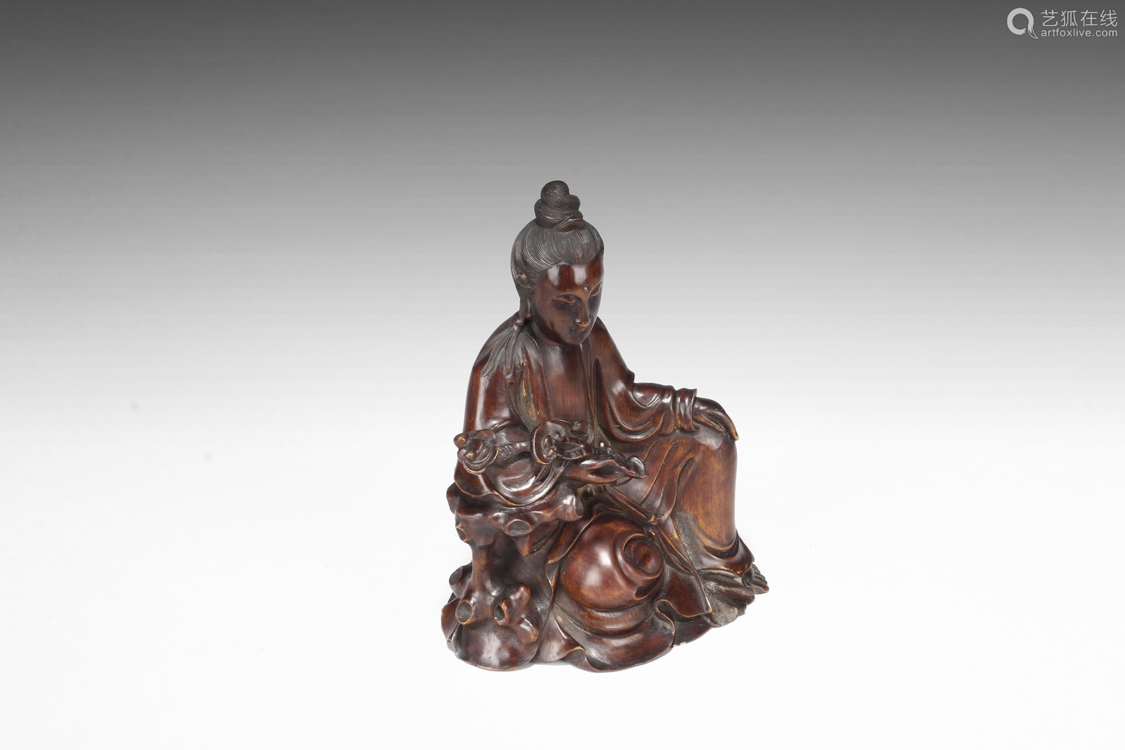 A Huanghuali Carved Figure Of Guanyin－【Deal Price Picture】