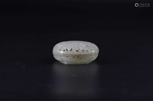 WHITE JADE FLOWER CARVED CASE