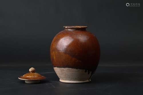 RED AND YELLOW GLAZE GRIDDING GRAIN JAR WITH COVER