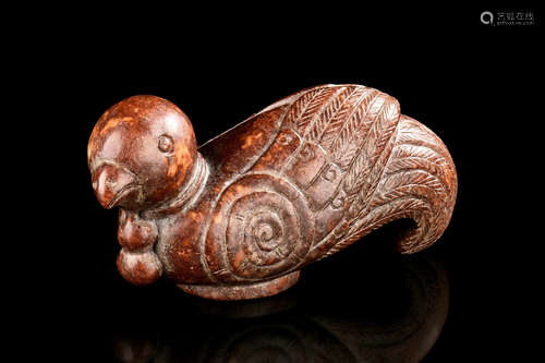 WHITE JADE CARVED 'EAGLE' CANE HANDLE ORNAMENT