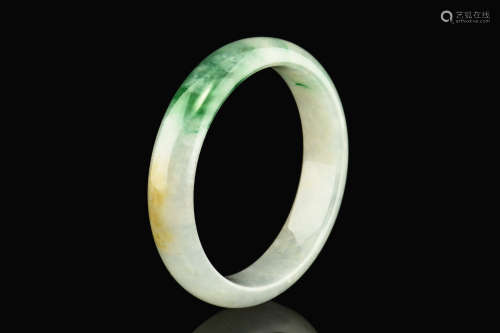 JADEITE BANGLE WITH GIA CERTIFICATE