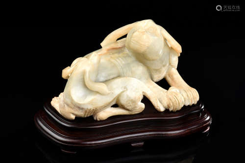 WHITE JADE CARVED 'DOGS' FIGURAL GROUP WITH STAND