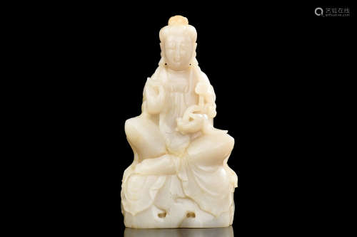 JADE CARVED SEATED GUANYIN FIGURE