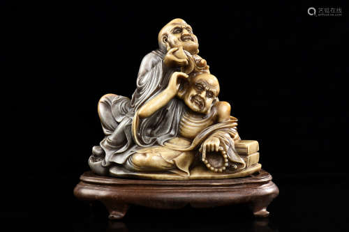 SHOUSHAN SOAPSTONE CARVED LUOHAN FIGURAL GROUP