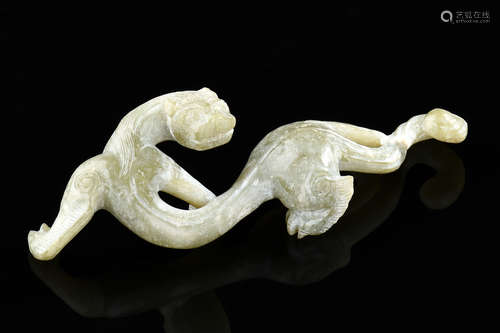 JADE CARVED 'CHILONG' BRUSH REST