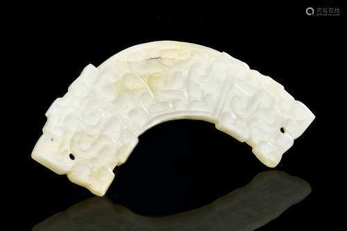 WHITE JADE CARVED ORNAMENT, HUANG