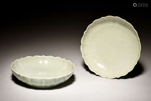 PAIR OF CELADON GLAZED LOBED DISHES