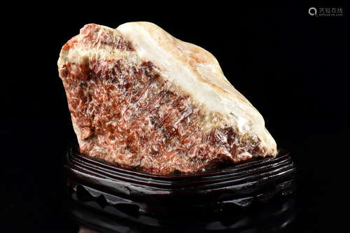 MEAT-SHAPED STONE WITH STAND