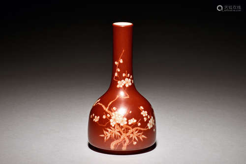 MONOCHROME RED 'PLUM FLOWERS' VASE