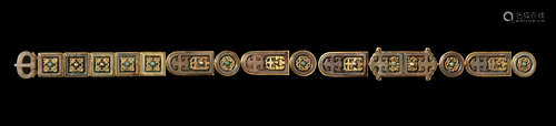 SET OF FIFTEEN WHITE JADE AND GILT PLAQUE BELT