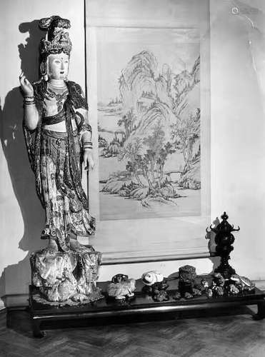 244. POLYCHROM WOOD CARVED GUAN YIN; YUAN DYNASTY