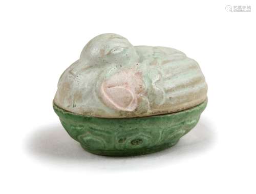 111. SONG DYNASTY MADARIN DUCK FORM PASTE BOX