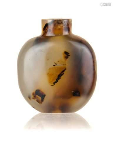 21. AGATE SNUFF BOTTLE BUTTERFLY WING,QING DYNASTY