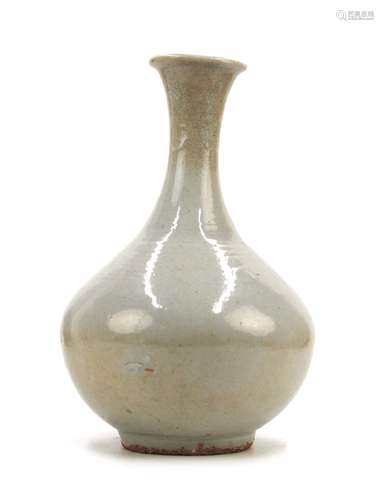 373. KOREAN WHITE GLAZED BOTTLE