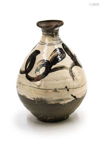 365. KOREAN CHOSON-STYLE VASE;JOSEON DYNASTY(1394-1897)