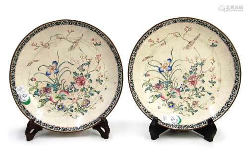 200. A PAIR OF CHINESE ENAMEL COPPER PLATES