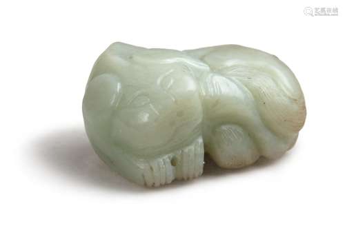 336. CARVED JADE FOO DOG TOGGLE