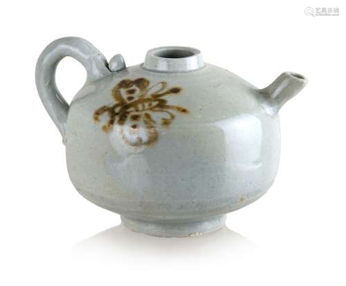 375. KOREAN BUTTERFLY TEA POT