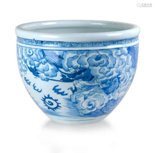 137. BLUE AND WHITE DRAGON BRUSH POT LATE QING