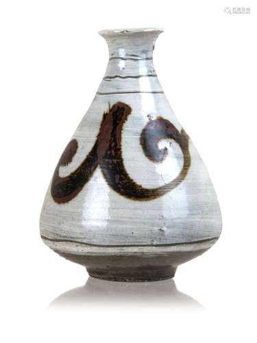 379. KOREAN SLIP PATTERN PEAR SHAPED VASE