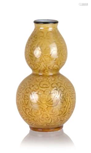 133. YELLOW GLAZED, INCISED PATTERN, DOUBLE GOURD VASE