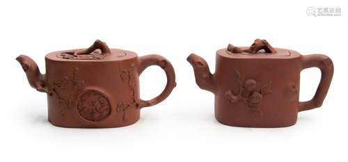 315. PAIR OF YIXING PURPLE CLAY TEA POTS