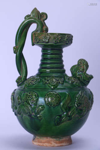 TANG DYANSTY A GREEN-GLAZED POT WITH TANG DYNASTY