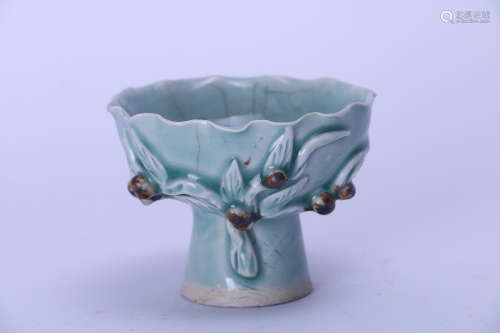 SONG DYANSTY A BLUE AND WHITE CUP WITH SONG DYNASTY