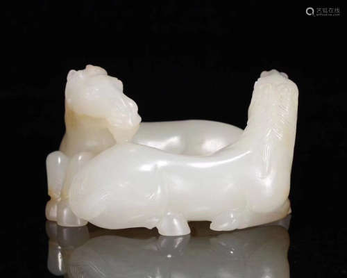 A HETIAN JADE CARVED 