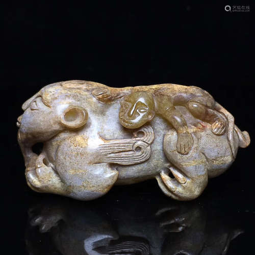 A HETIAN JADE HAND PIECE