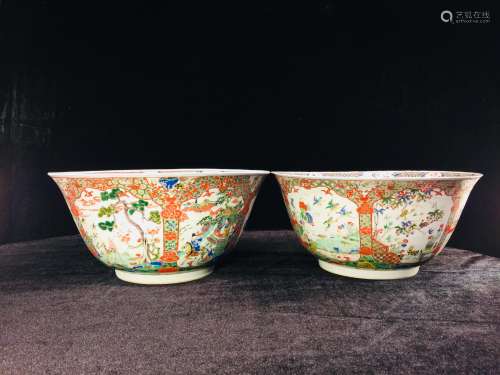 A pair of Famille Verte Deep Bowls Kang Xi Period