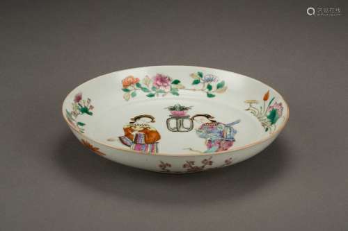 A famille-rose maiden floral plate