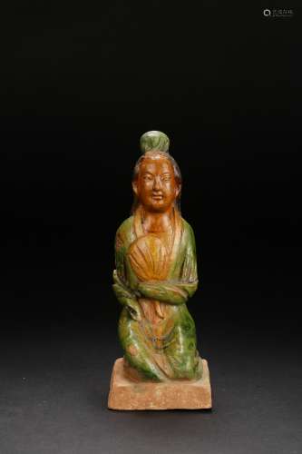 A pair of Sancai-Glazed man and woman figure from Song Dynasty