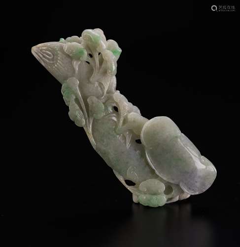 Early 20th Century，A Jadeite Carved‘Ling Zhi’