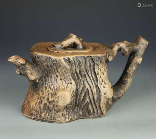 Chinese Yi Xing Teapot