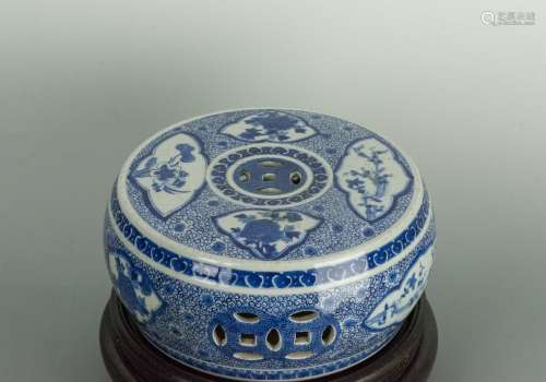 late 19th Century Blue & White Porcelain Seat