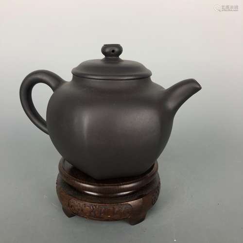 Yixin Zisha tea pot