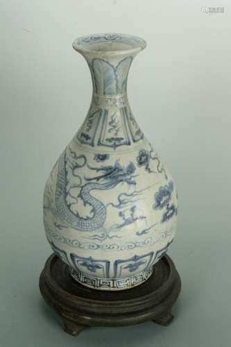 YUAN DYNASTY Blue and White -'DRAGON YuHuChun Vase