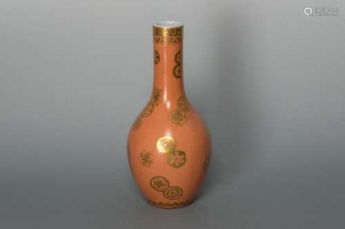 Qing QianLong Mark Orenge Color Ground with Gold Flower Design Vase