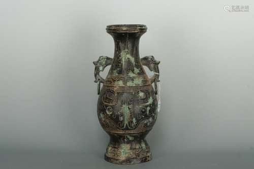 A Ancient Double Loop Bronze Pot